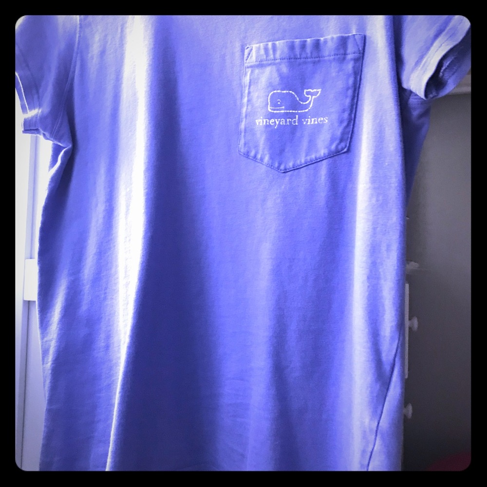 Women’s Vineyard Vines tee shirt